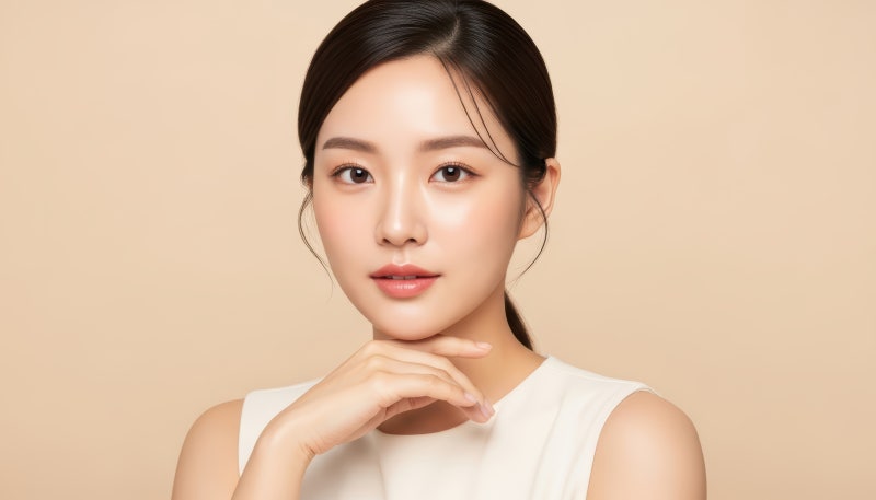 입술확대와 인중축소를 동시에! 청담성형외과 외측인중축소수술